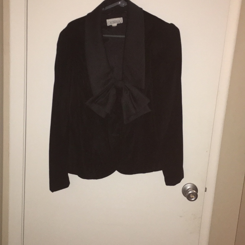 Jacket - Picture 2 of 5